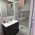 Centrico Y Amplio Piso En 公寓