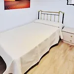 Centrico Y Amplio Piso En 公寓