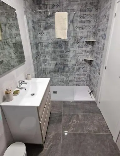 Centrico Y Amplio Piso En 베하르