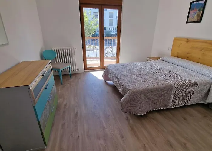 Centrico Y Amplio Piso En 아파트 *